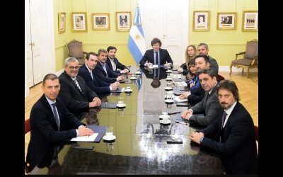 El Gobierno acelera las negociaciones para aprobar el Presupuesto y definir el futuro de las PASO